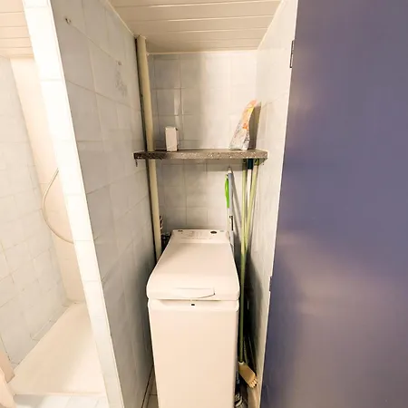 Large Practical With Parking In Front Of The Entrance * 투르