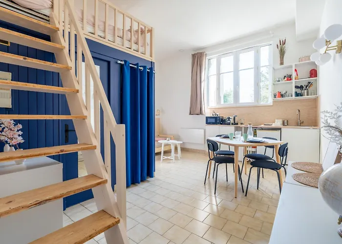 Apartamento Large Practical With Parking In Front Of The Entrance Tours